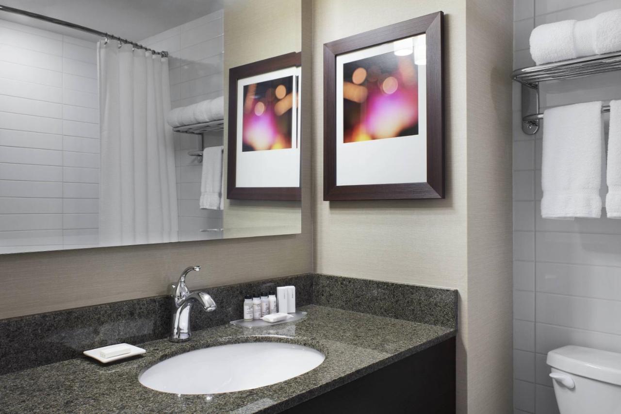 Delta Hotels By Marriott Beausejour Moncton Exteriér fotografie